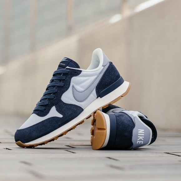 Nike Shoes - NWT Nike Internationalist Blue WMNS